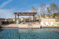 Camila by AvantStay - Villas