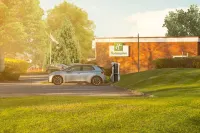 Holiday Inn BASINGSTOKE by IHG - parking