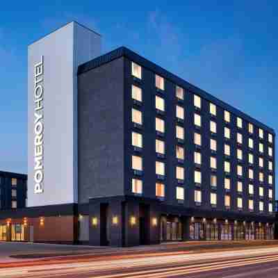Pomeroy Hotel & Conference Centre Hotel Exterior