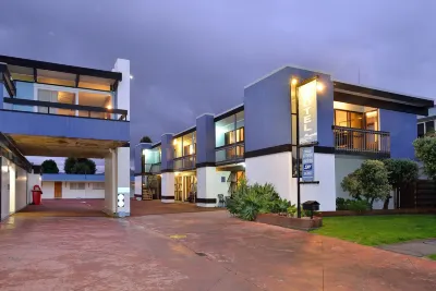 Waikanae Beach Motel Hotels in 