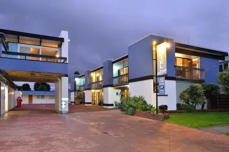 Waikanae Beach Motel