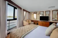 Lady Sophia Nile Cruise