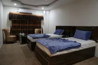 Hotel Shanghai Hotell i Garhi Shahu