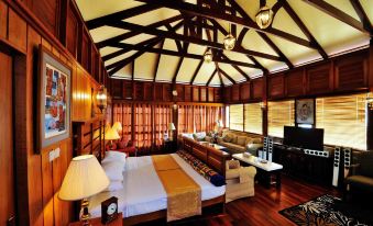 Crest Villa Mansion - Housity