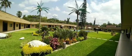 Layfer Express Inn, Córdoba, Ver