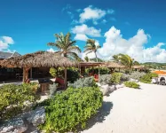 Esmeralda Resort Hotels near Orient Bay