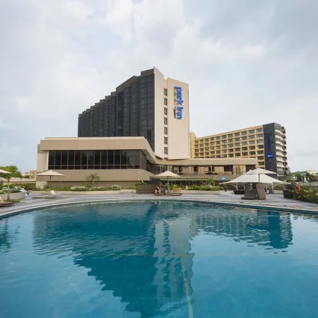 Radisson Blu Okoume Palace Hotel