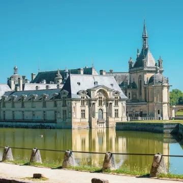 Campanile Chantilly