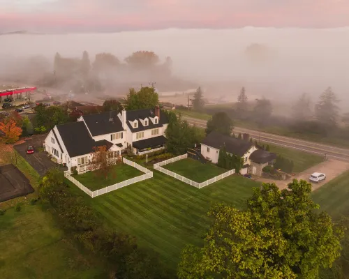 Oakmont Inn Hotels in Verona