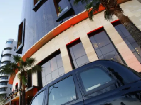 Lancaster Plaza Beirut Hotels near Pigeon Rocks