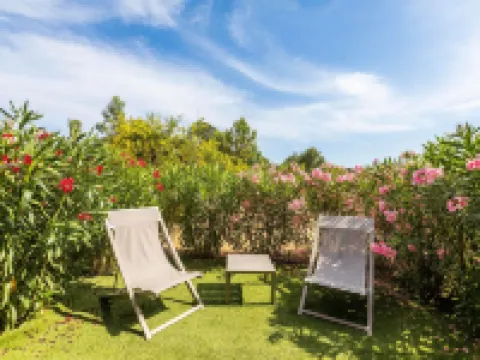 Résidence Pierre & Vacances Premium les Terrasses d'Arsella Hoteles en Lecci