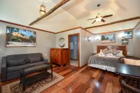 Captain Morgan's Retreat Hotel a 