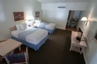 White's City Cavern Inn