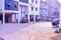Duban International Hotels - Parkplatz