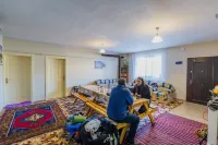 Taurus Guest House - 2-Star