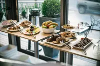 Own Montevideo - sarapan