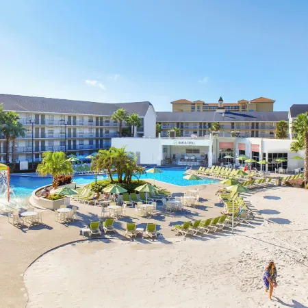 Avanti International Resort