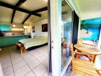 Arnott's Lodge & Hiking Adventures Hotels in Hawaiian Paradise Park