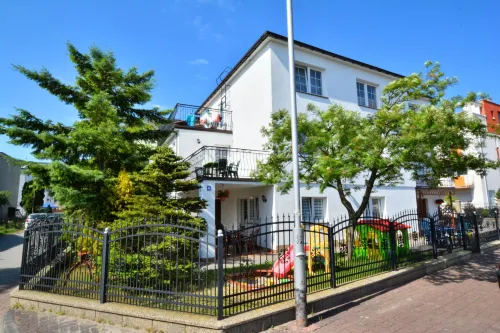 Czarmorza Pokoje Gościnne Hotels in DAbki