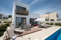Latchi Esprit Villa Ev23 - Merinäköala