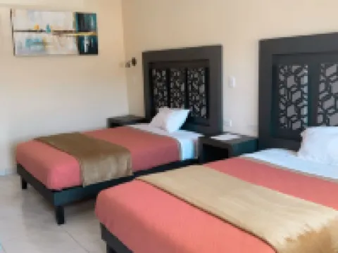 โรงแรม วิสตัส ฮูเวนตุด โรงแรมในชีวาวา