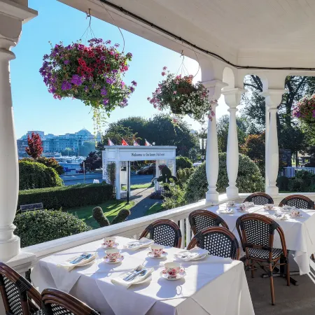 Huntingdon Hotel and Suites