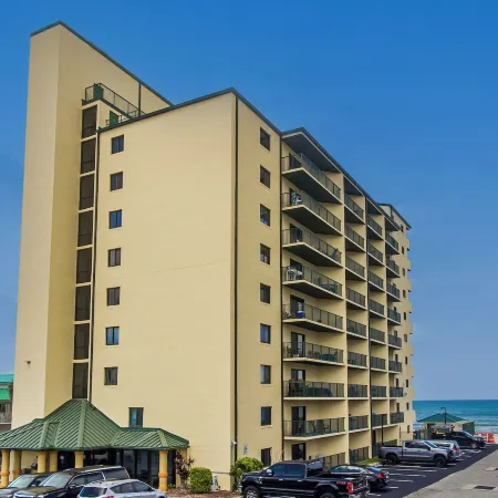 Tropical Suites at Sunglow Resort