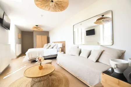 Le Clos des Cadoles Отели в г. Ле-Рисе