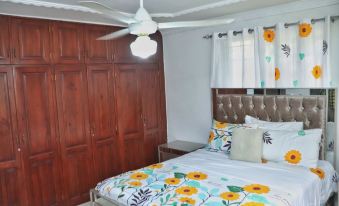 Residential Paradise V Apartments