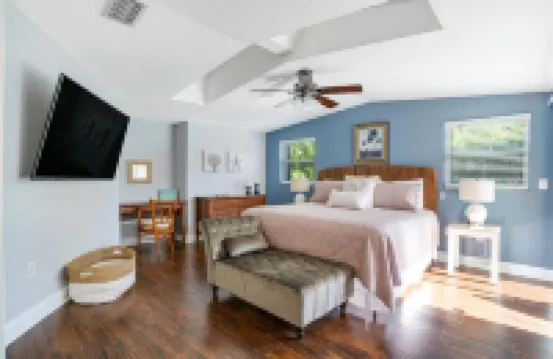 Luxe 3BR Siesta Key Home Pool