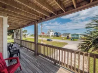 펠리컨 팜스 바이 톱세일 리얼티