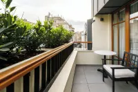 Old Town Snail Design Apartments