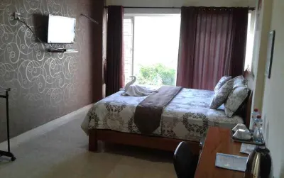 Ambulu Hotel Jember Hoteller i Tegalsari