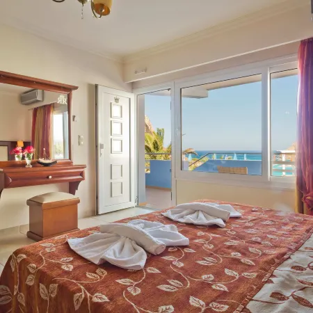 Royal Beach Hotel