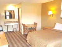 Oakdale Motel Hotels in Steele County