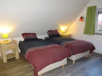 荷蘭的現代舒適八人房屋