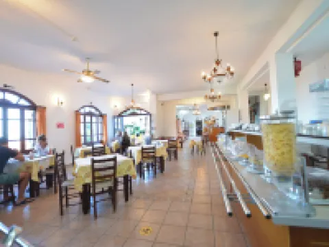 イカロス スター ホテル イカリア島のホテル