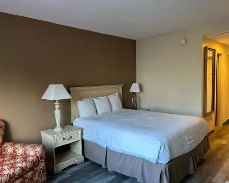 Hilltop Inn & Suites Hotels in Yonkers