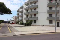 Apartment in Roses with Beachfront View Hotels near Playa de Santa Margarida