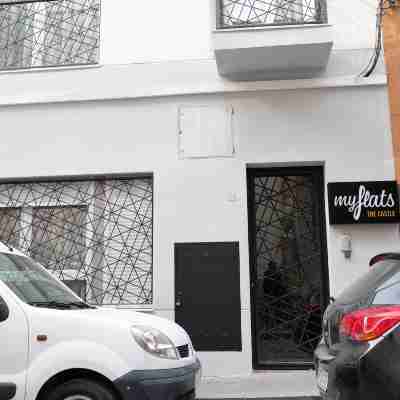 MyFlats 城堡 Hotel Exterior