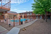 Stagecoach Inn - 2-Star