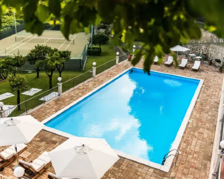 วิลล่าปูเลโย โรงแรมในเมสซีนา