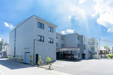 Hotel Rosso Karuizawa Отели рядом с достопримечательностью «旧軽井沢森ノ美術館»