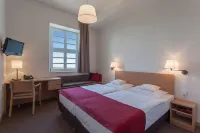 Kardinal Schulte Haus Hotels in Overath