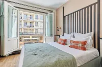 Hôtel Richelieu, le Havre Centre-Ville, Perret Hotels in Sainte-Adresse