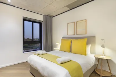 Bridgewater View 502 by HostAgents
