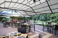 Expo Hotel Sofia - พร้อมอาหารเช้า