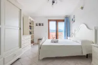 Two room flat with stunning terrace near Budoni Hotels in Budoni