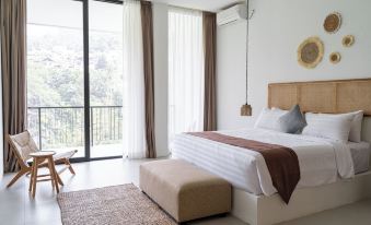 Lavender Rooftop 3Br Villa with a Heated Private Pool