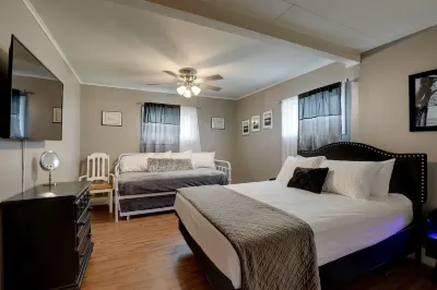 Aunt Lele's Cozy Cottage